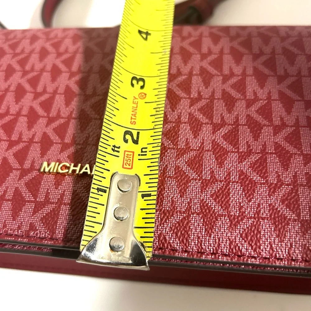 NWT Michael Kors Jet Set Medium Signature Logo‎ Crossbody Bag